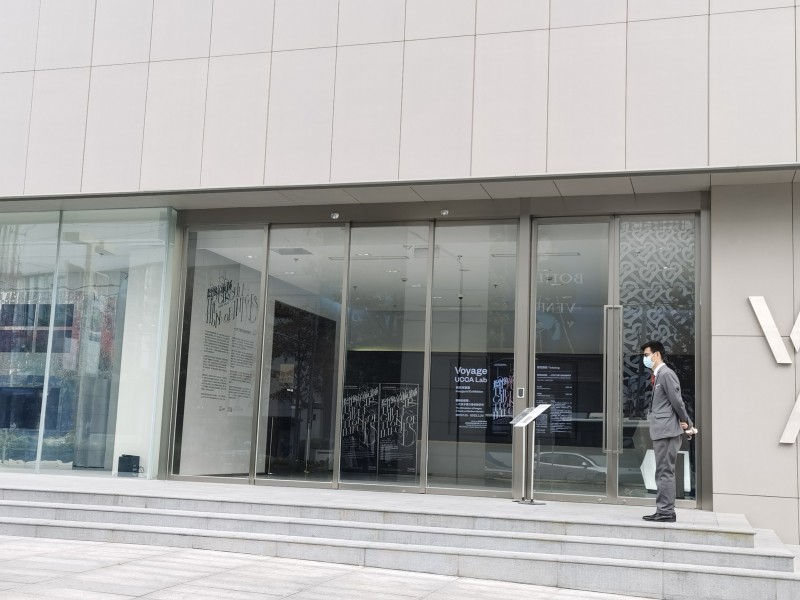 有框重型三重疊自動門